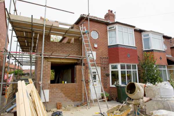 How Do Construction Methods Affect Party Wall Requirements? A Homeowner’s Guide 4 Frequently Asked Questions Thame