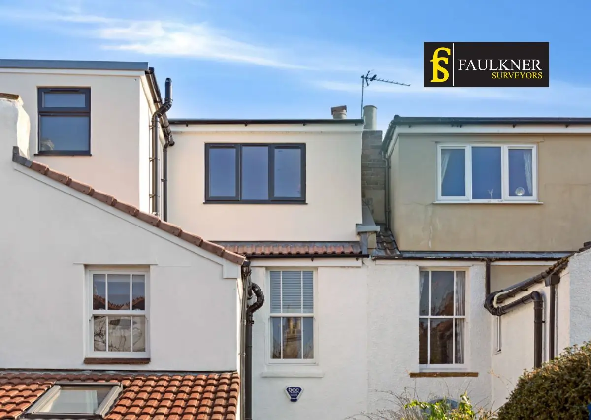 Party Wall Vs Boundary Wall : The Law, The Rights, and Your Options 3 Party Wall Thame : What Should You Do If Your Neighbour Builds Over the Shared Boundary Thame?