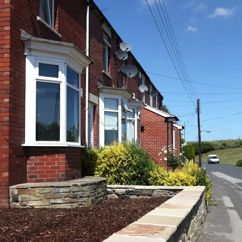 Can a Neighbour Remove Survey Stakes? 3 Min Critical Guide to Avoid Legal Issues 2 Faulkner Party Wall Surveyors Thame : Can My Neighbour Remove Survey Skates